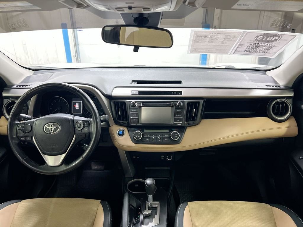 2017 Toyota RAV4 XLE