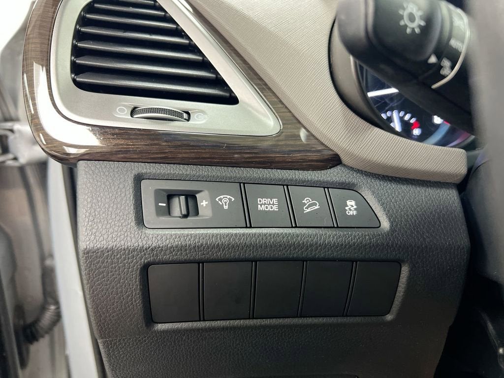 2017 Hyundai Santa Fe SE