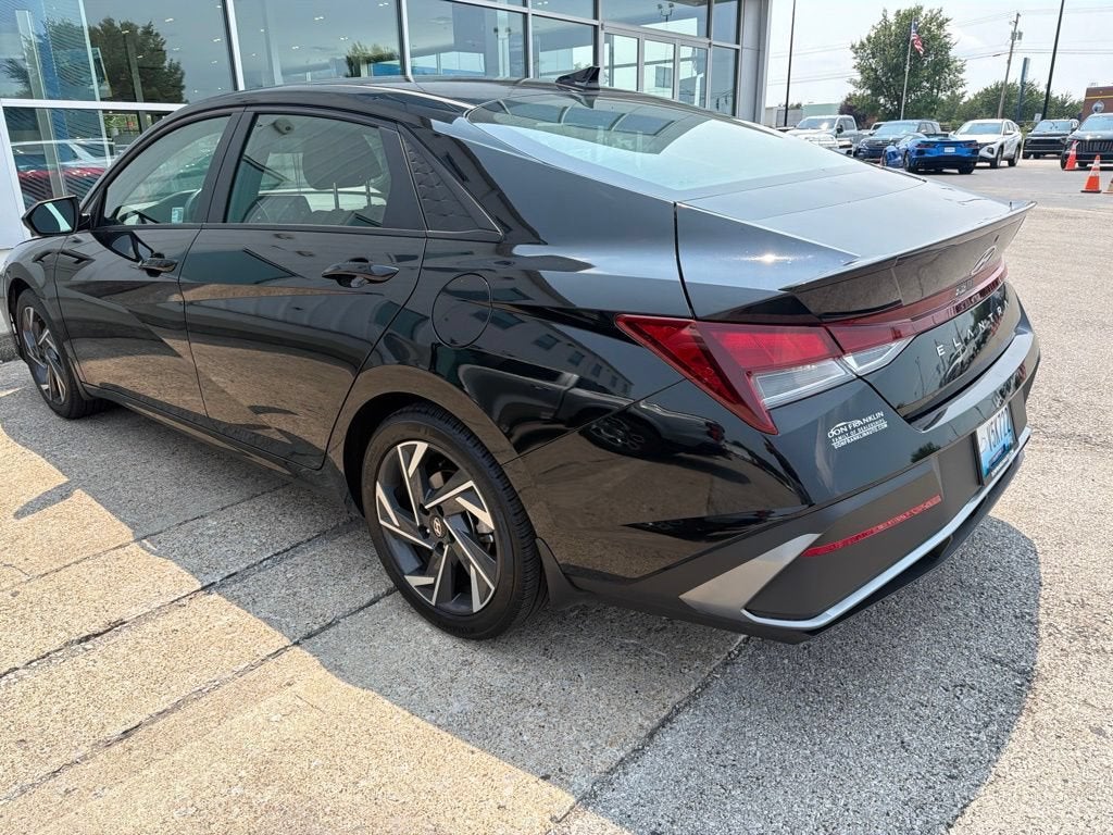 2025 Hyundai Elantra SEL Sport