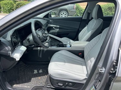 2025 Hyundai Elantra Limited