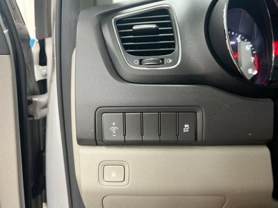 2018 Kia Sedona LX