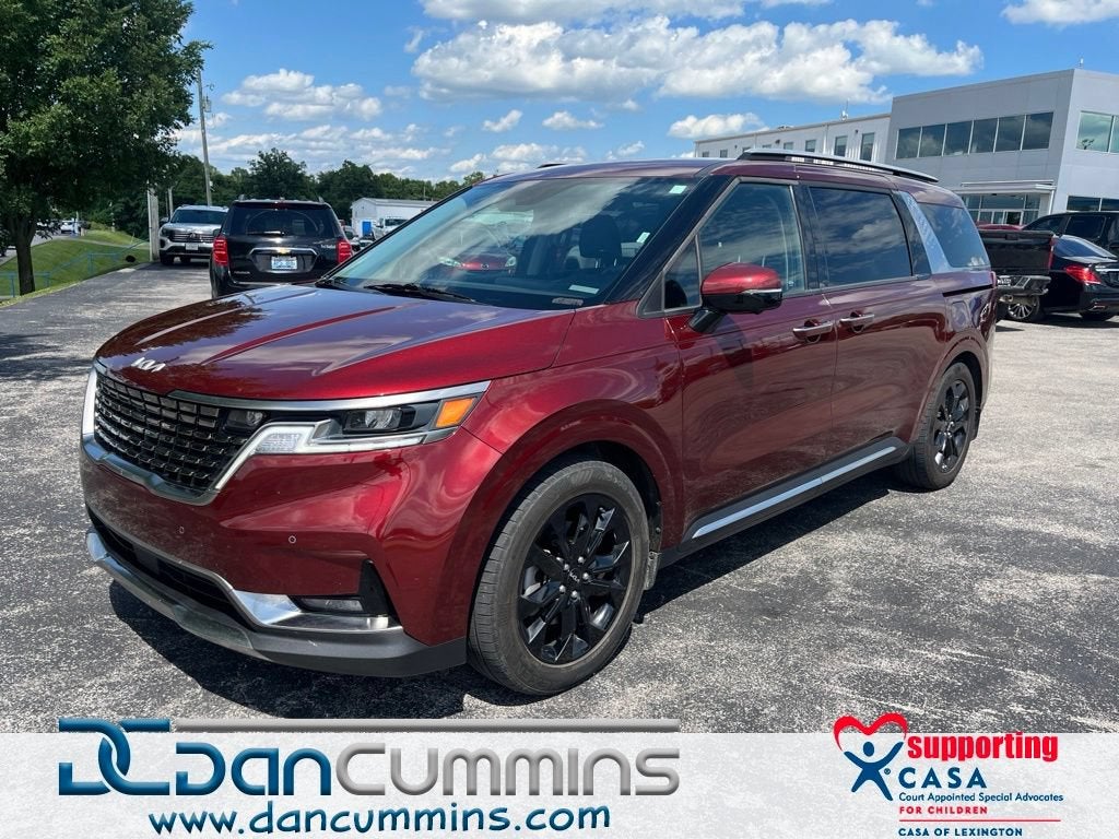 2024 Kia Sedona SX's photo