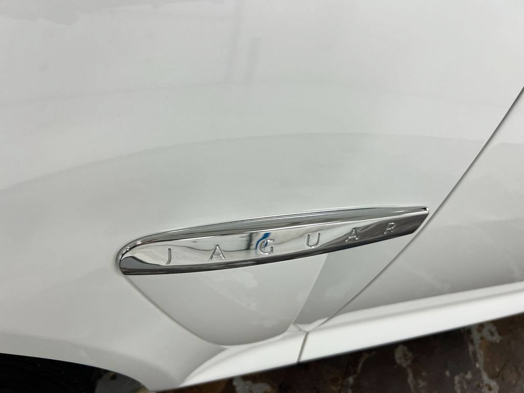 2012 Jaguar XF 4dr Sdn