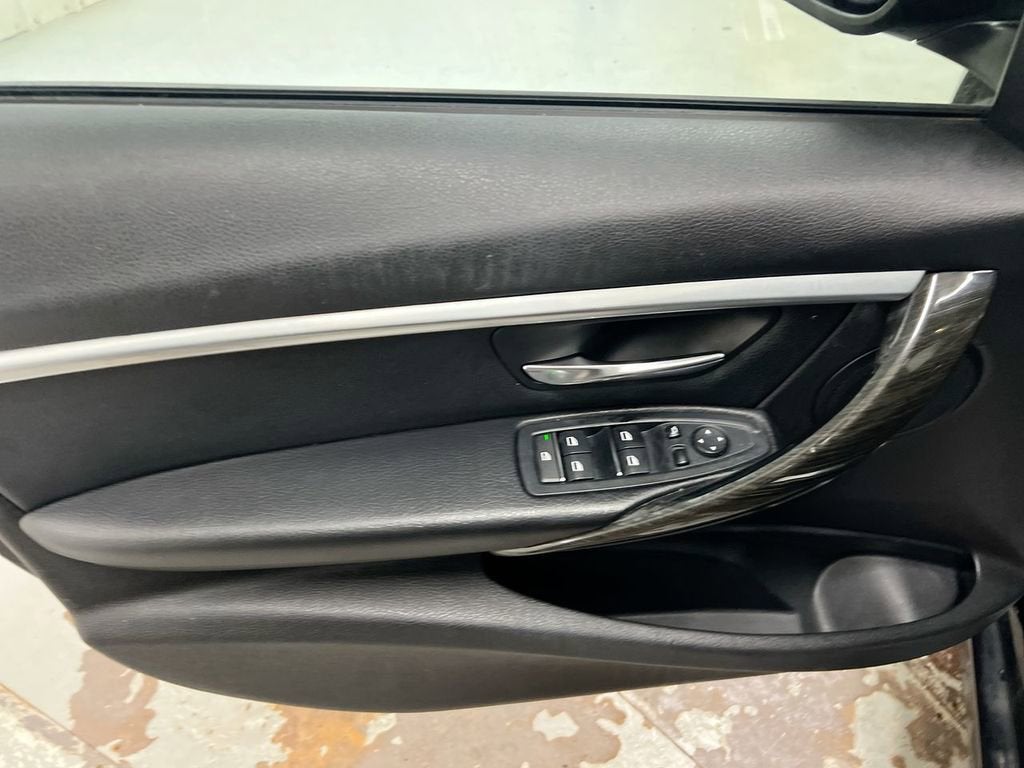 2016 BMW 3 Series 328i