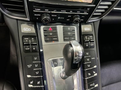 2011 Porsche Panamera 4dr HB
