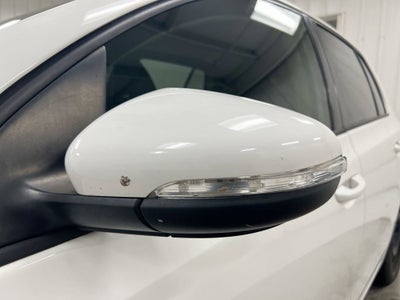 2011 Volkswagen Golf 4dr HB Auto
