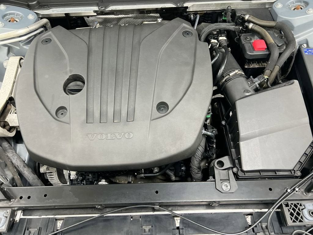 2023 Volvo XC60 Plus Bright Theme
