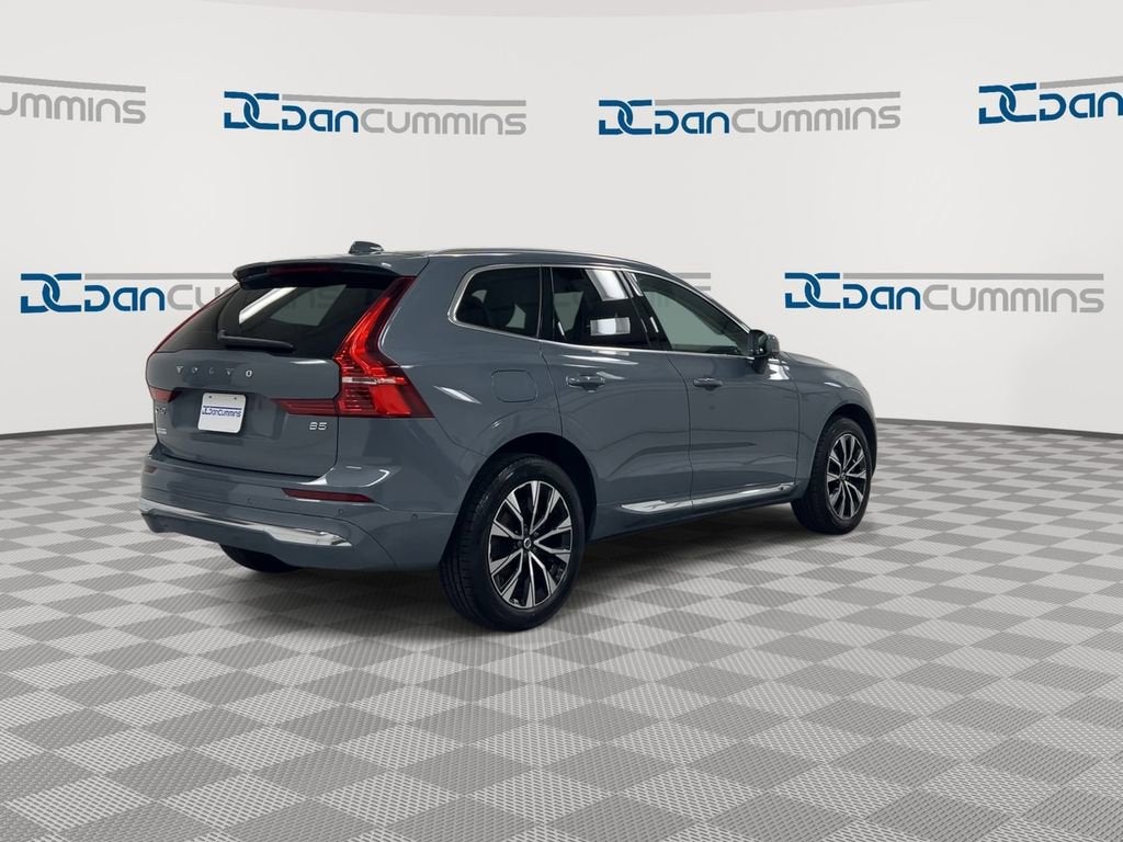 2023 Volvo XC60 Plus Bright Theme