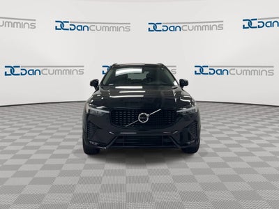 2023 Volvo XC60 Plus Dark Theme