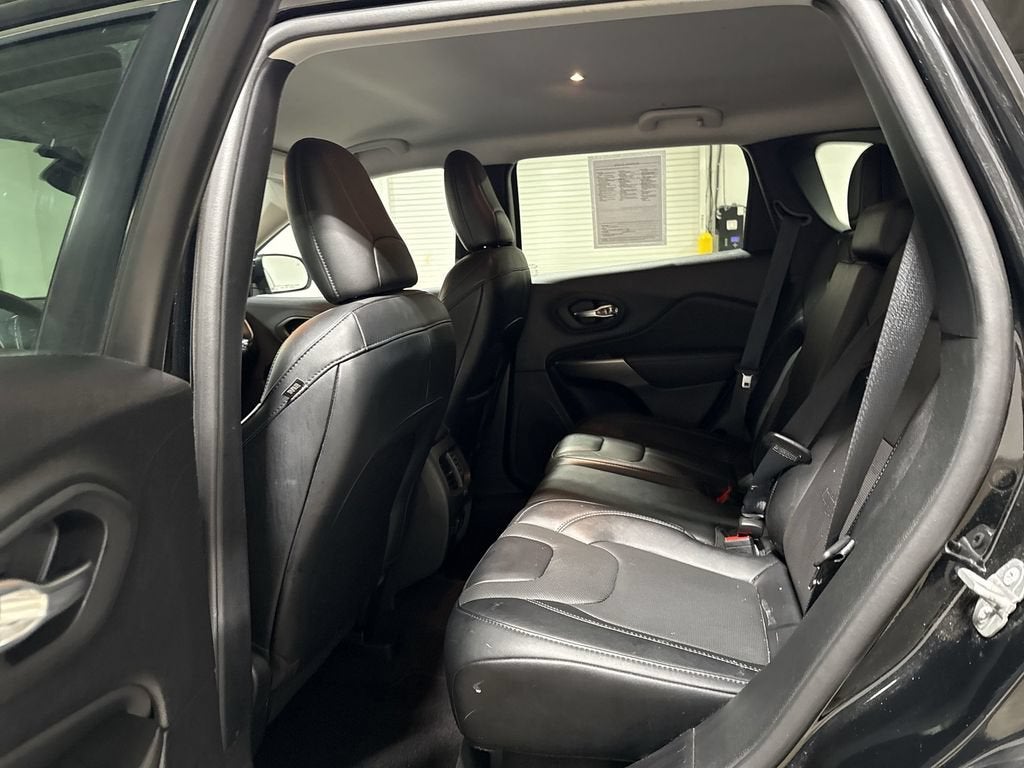 2022 Jeep Cherokee Latitude Lux