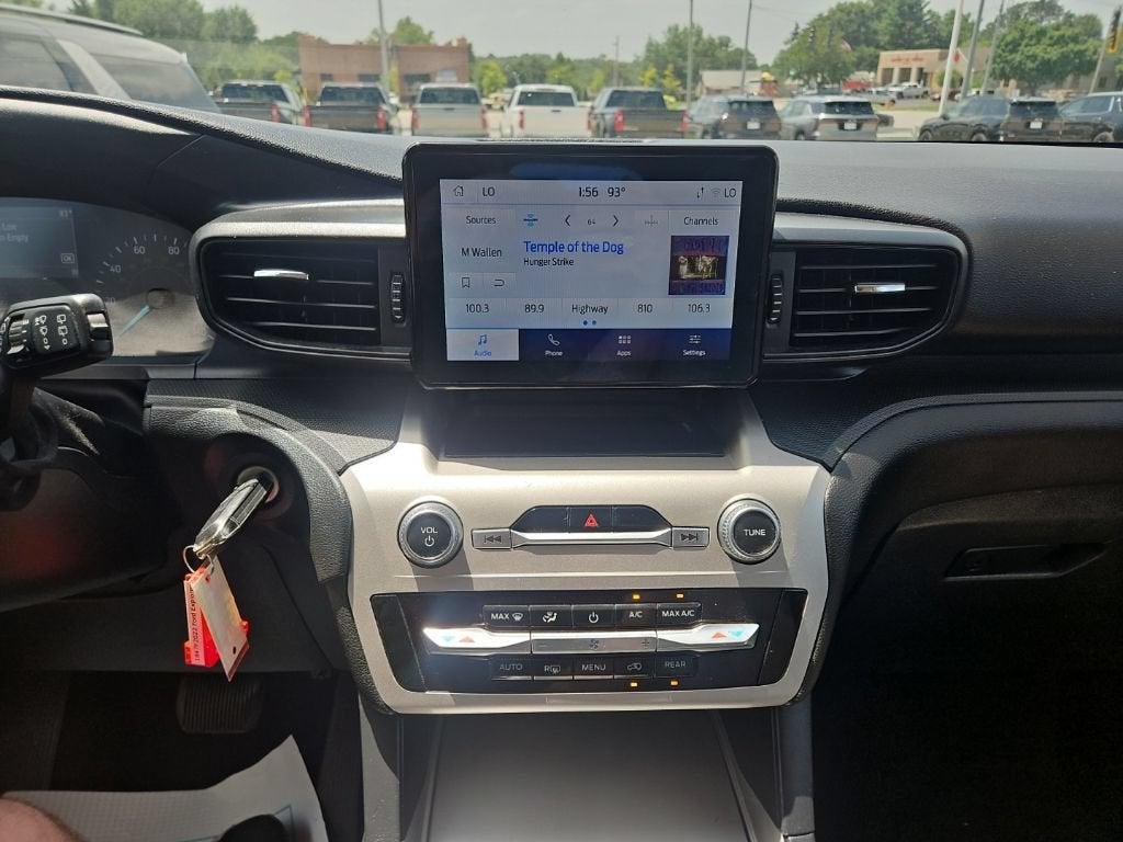 2022 Ford Explorer Base