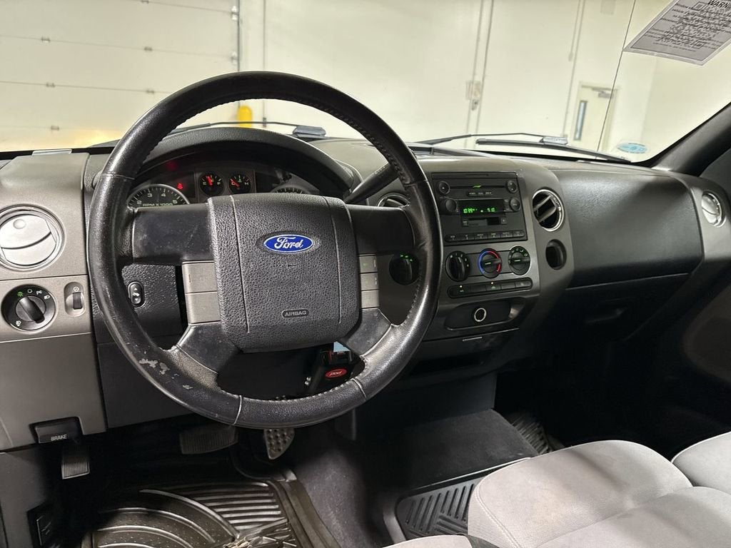 2005 Ford F-150 XLT