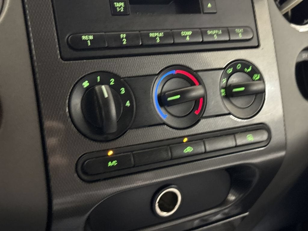 2005 Ford F-150 XLT