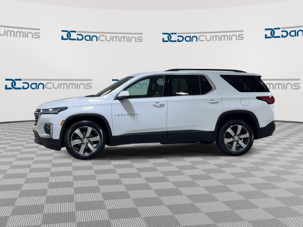 2023 Chevrolet Traverse LT Leather