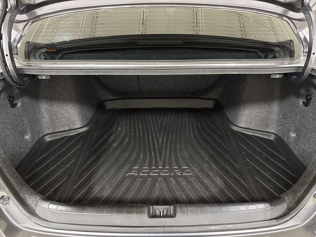 2019 Honda Accord Hybrid EX