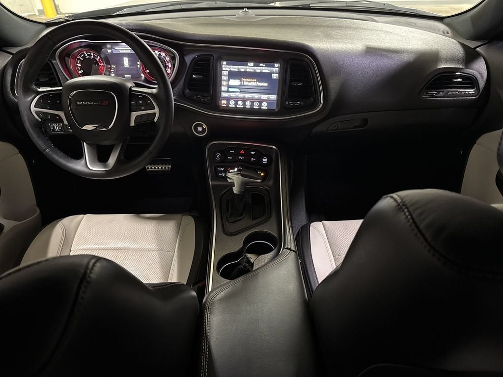 2018 Dodge Challenger SXT Plus