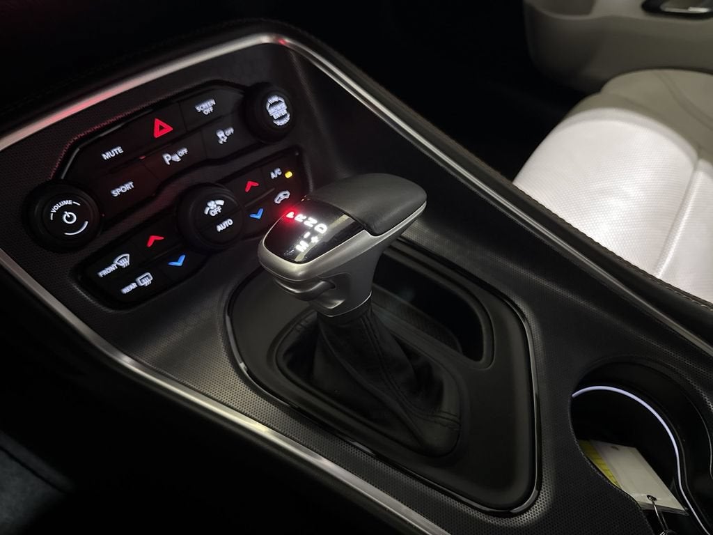 2018 Dodge Challenger SXT Plus
