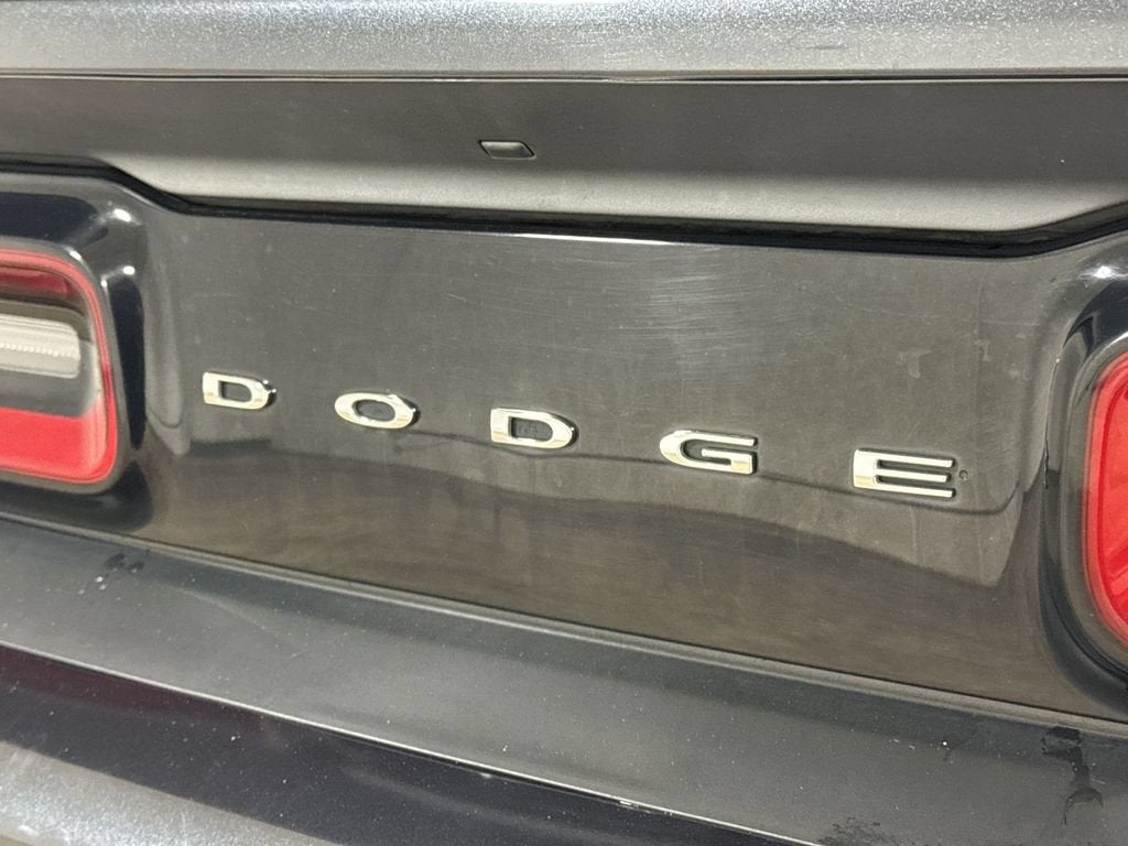 2018 Dodge Challenger SXT Plus