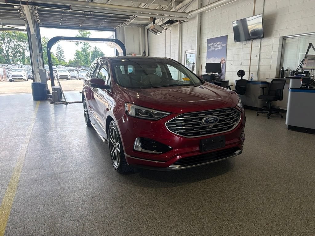 2019 Ford Edge Titanium