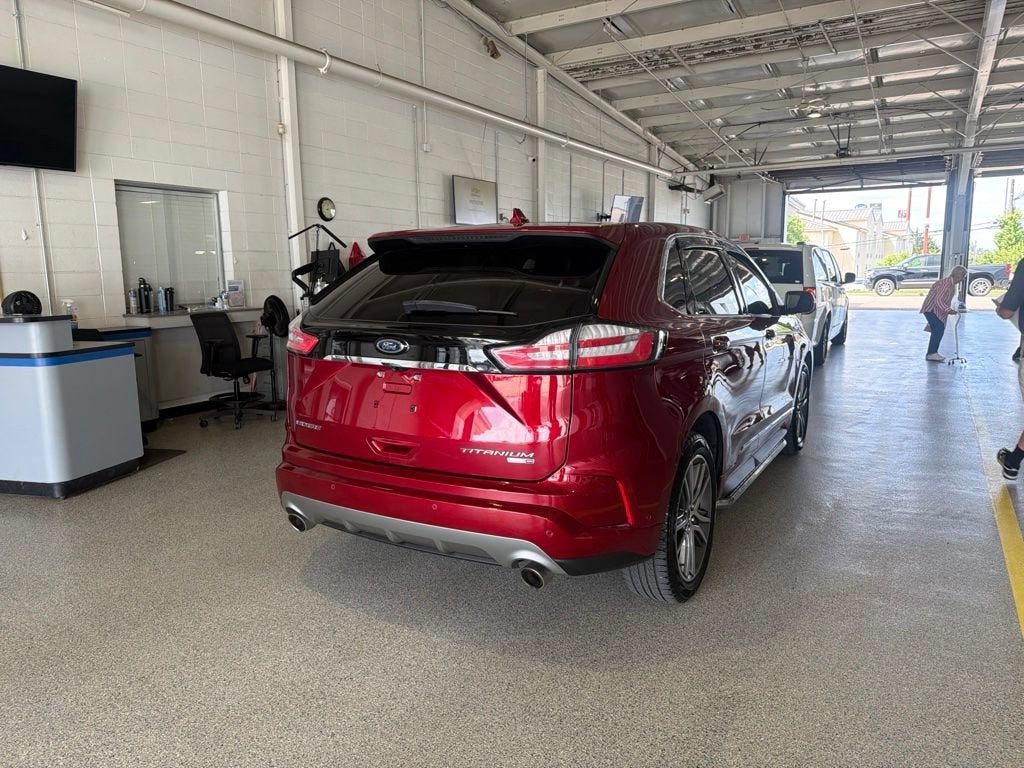 2019 Ford Edge Titanium