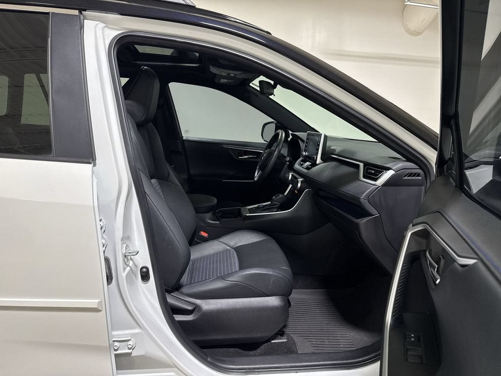 2021 Toyota RAV4 Hybrid XSE