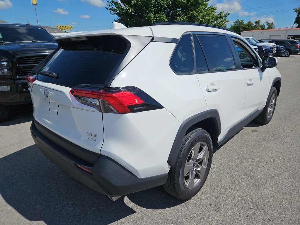 2023 Toyota RAV4 XLE