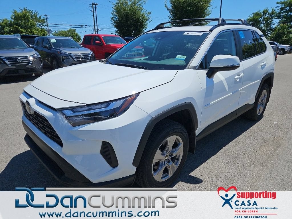 2023 Toyota RAV4 XLE