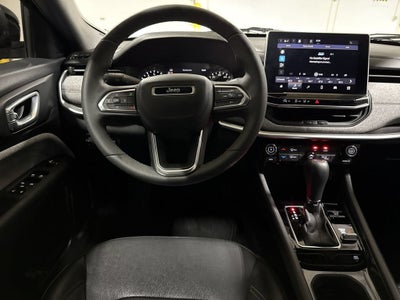 2023 Jeep Compass Latitude Lux