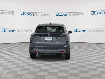 2025 Nissan Kicks SV