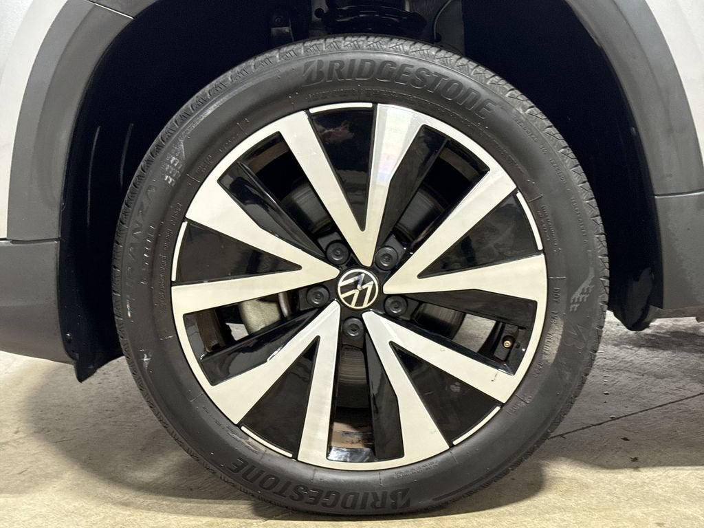 2024 Volkswagen Taos SE