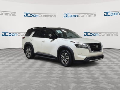 2024 Nissan Pathfinder SL