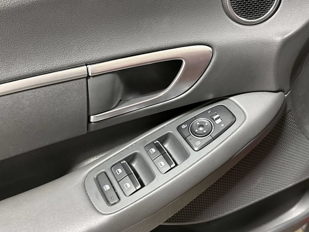 2022 Hyundai Sonata SE