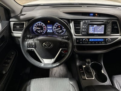 2015 Toyota Highlander LE