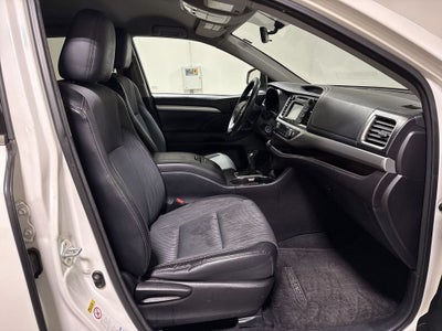 2015 Toyota Highlander LE