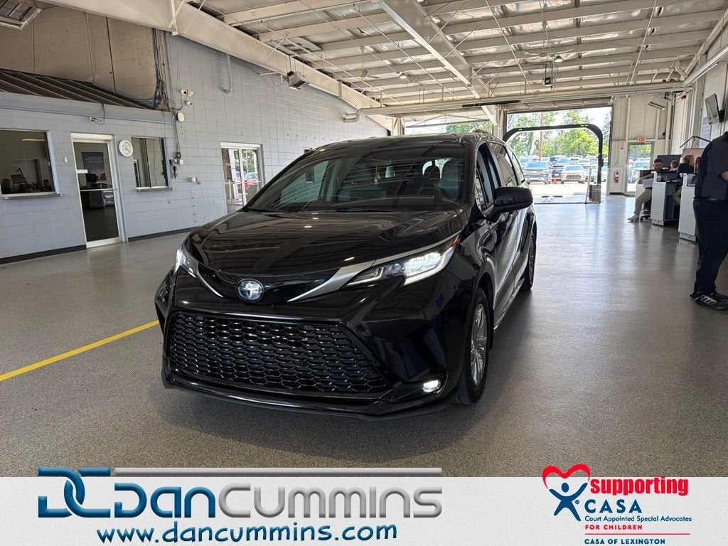2023 Toyota Sienna XSE