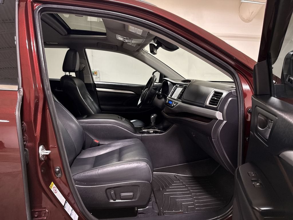 2018 Toyota Highlander SE