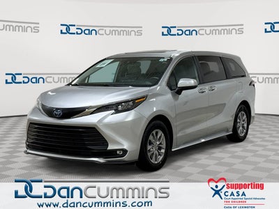 2025 Toyota Sienna XLE