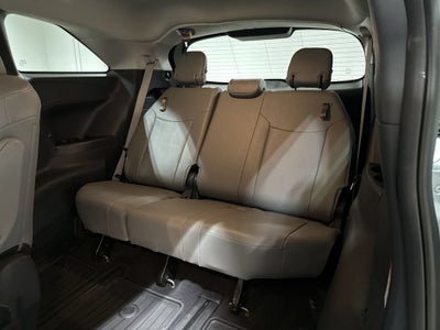 2025 Toyota Sienna XLE