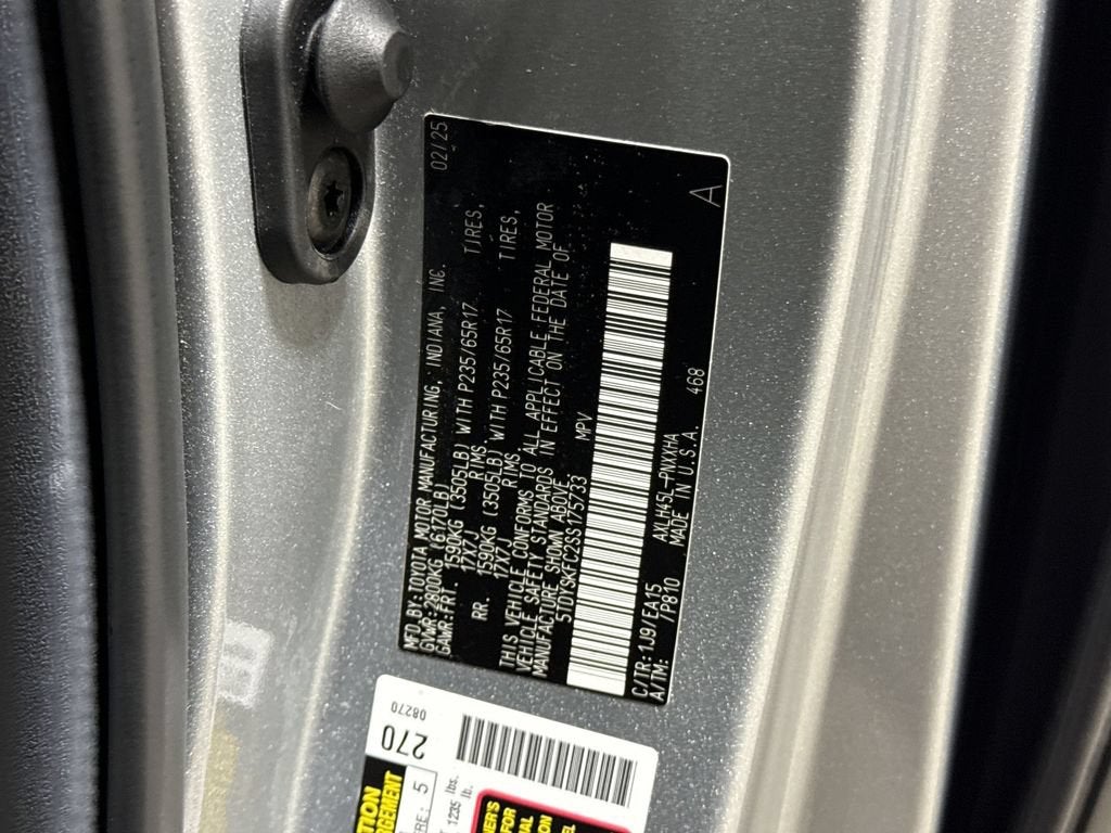 2025 Toyota Sienna XLE