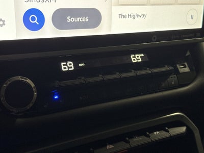 2024 Toyota Tundra 4WD Platinum Hybrid