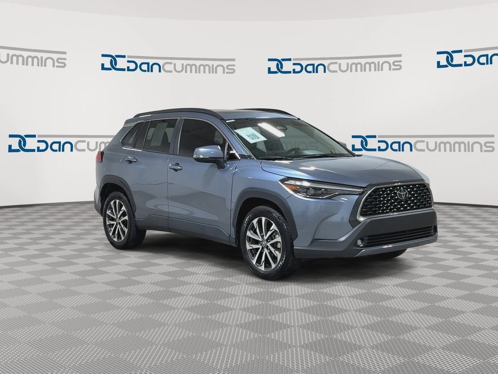 2024 Toyota Corolla Cross XLE