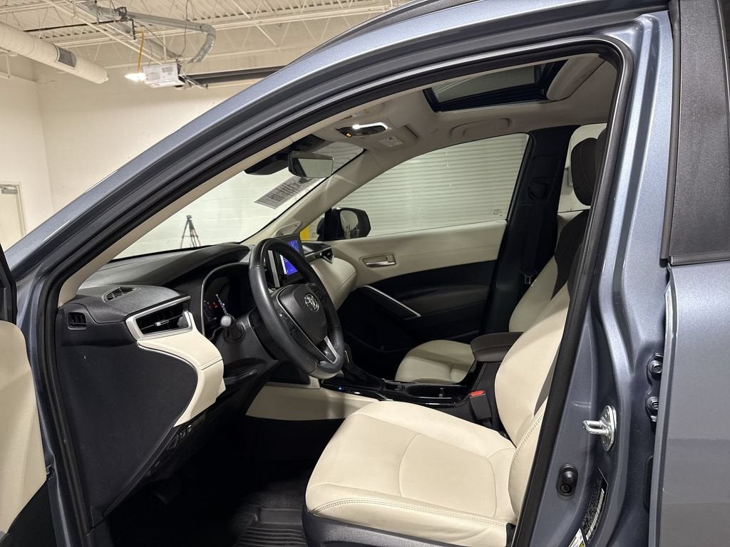 2024 Toyota Corolla Cross XLE