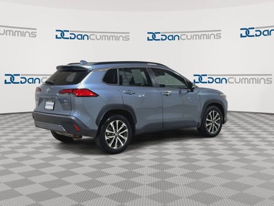 2024 Toyota Corolla Cross XLE
