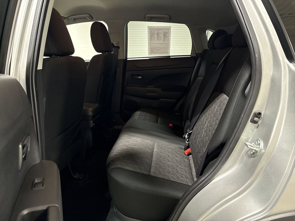 2024 Mitsubishi Outlander Sport S