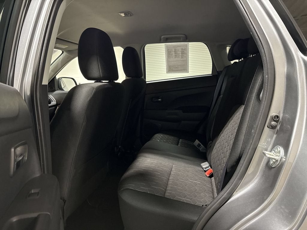 2025 Mitsubishi Outlander Sport S