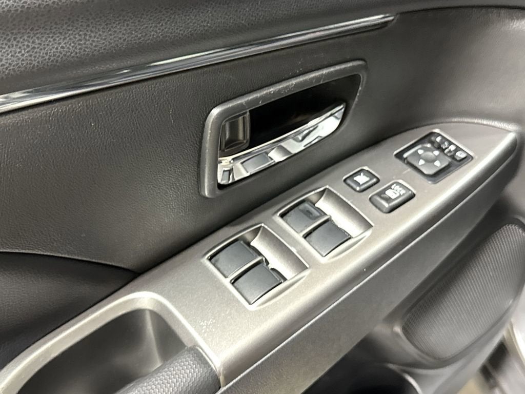 2024 Mitsubishi Outlander Sport S