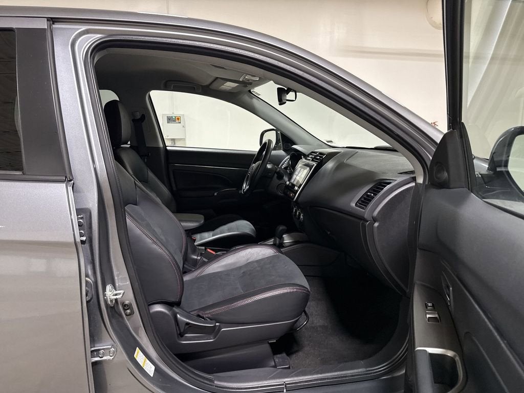 2024 Mitsubishi Outlander Sport S