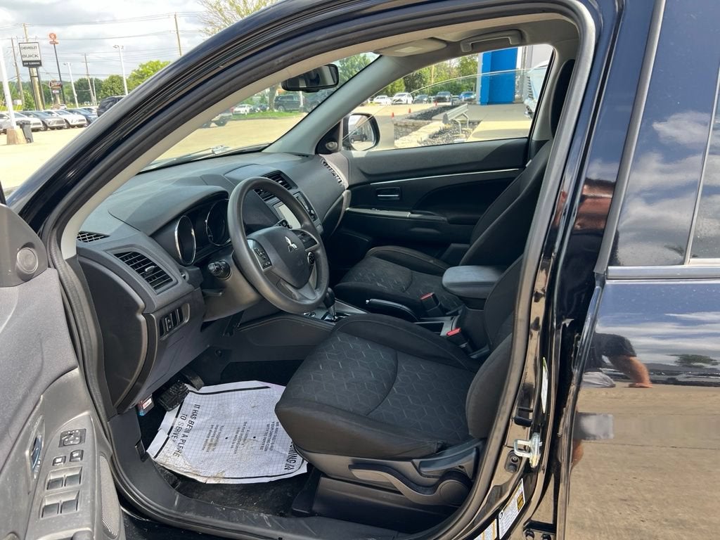 2021 Mitsubishi Outlander Sport ES