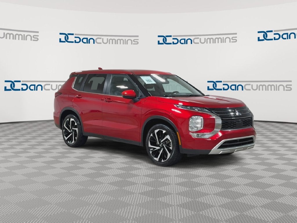 2024 Mitsubishi Outlander SE