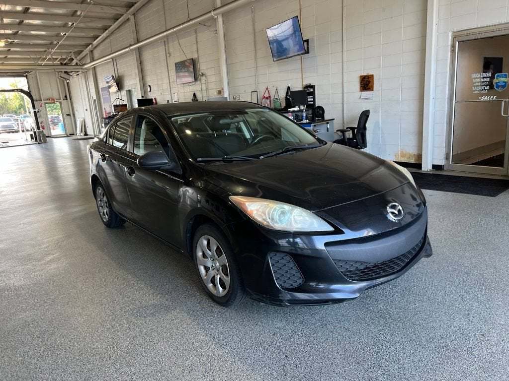 2013 Mazda Mazda3 i Sport